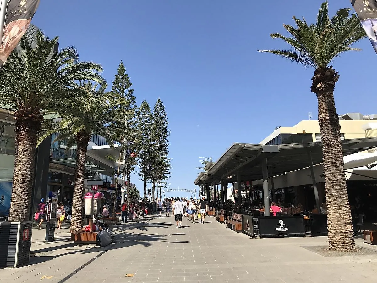 Cavill Avenue Luxury Private