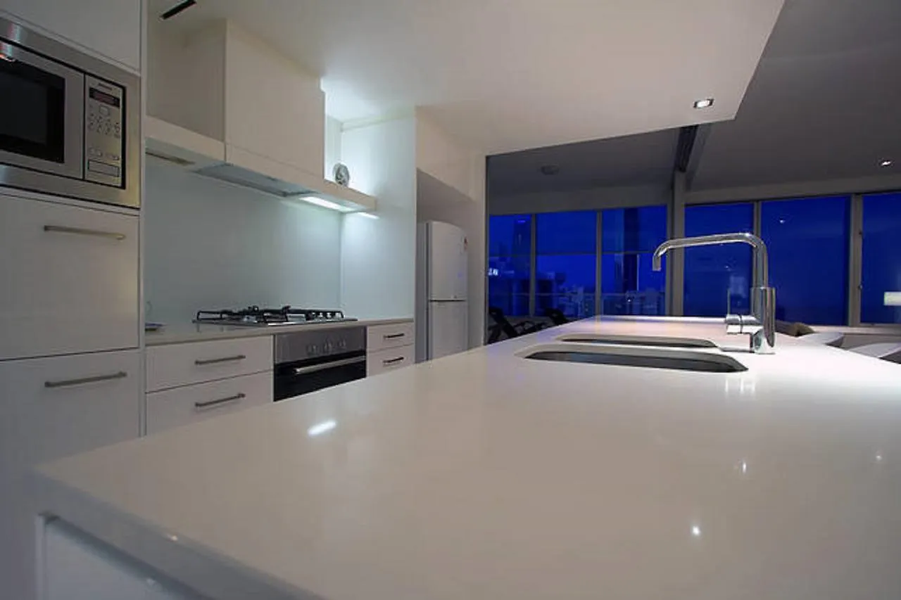 Queensland's Tallest Hamilton Avenue Surfers Paradise Apartment Gold Coast