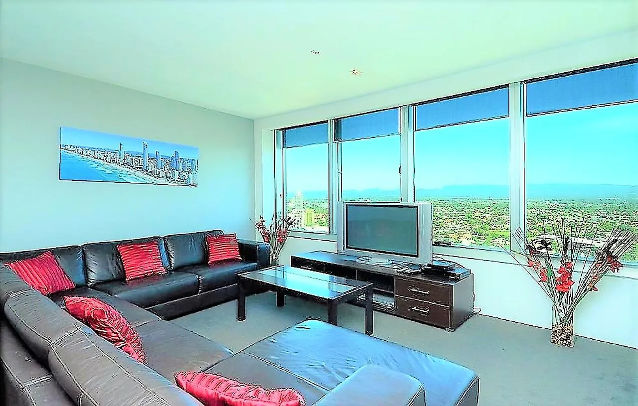Queensland's Tallest Hamilton Avenue Surfers Paradise * Gold Coast