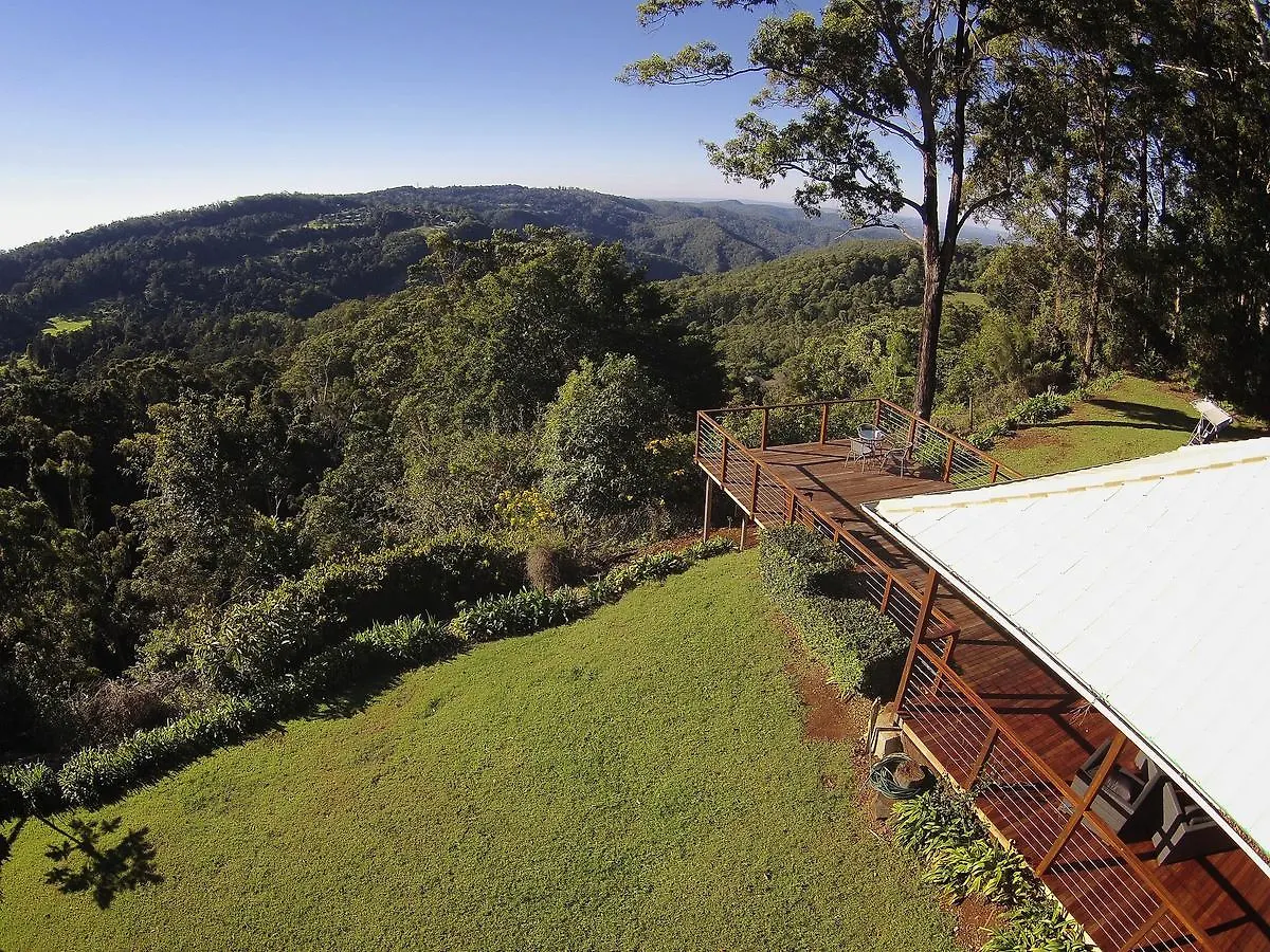 Escarpment Retreat & Day For Couples Bed & Breakfast 5*