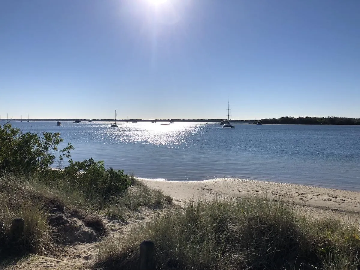 Курортный комплекс Pelican Cove Голд-Кост