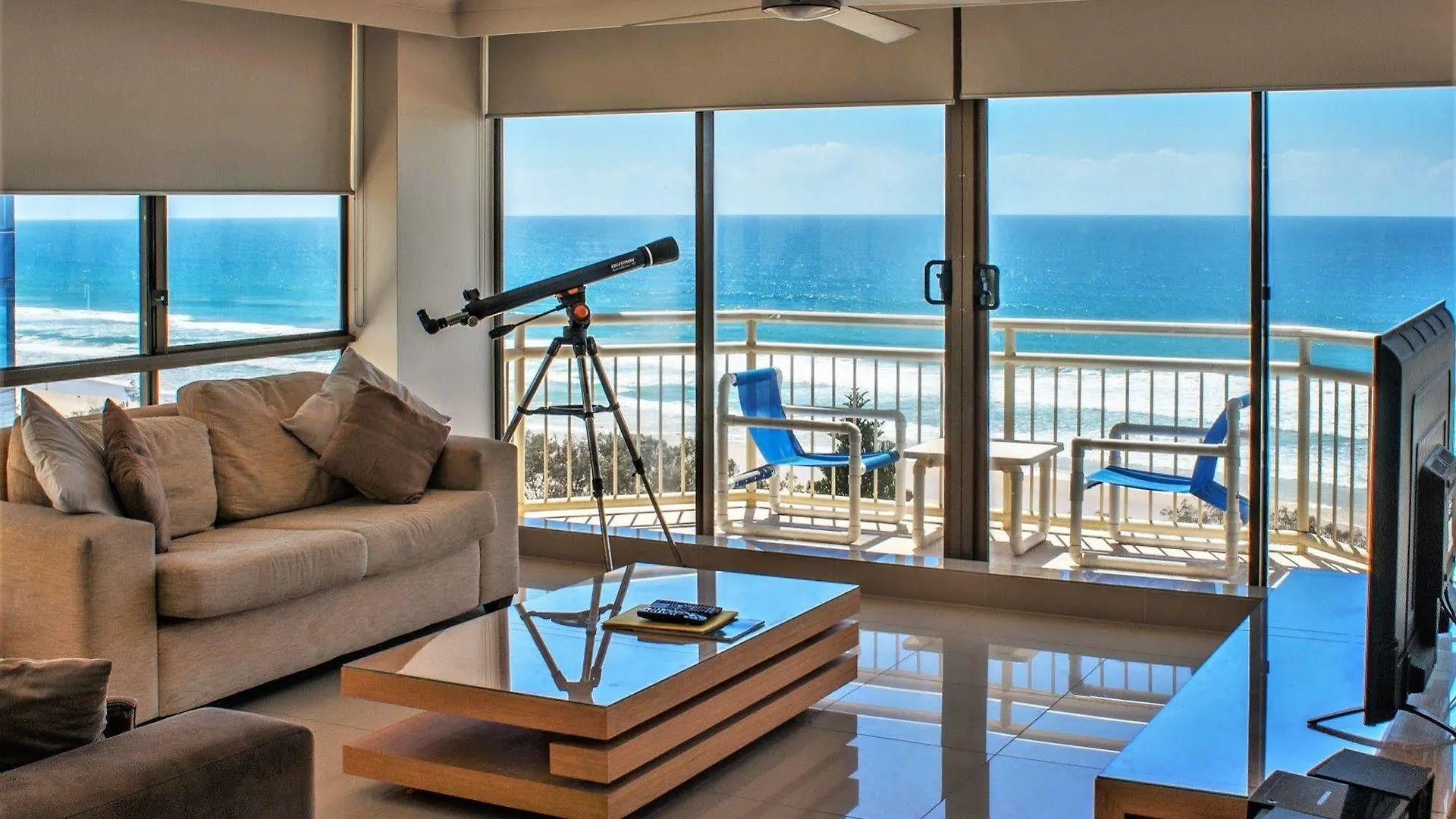 Seacrest Beachfront Surfers Paradise 4*
