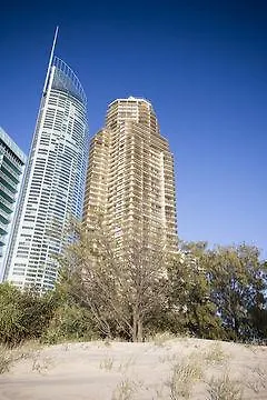 Breakfree Peninsula Aparthotel 4*