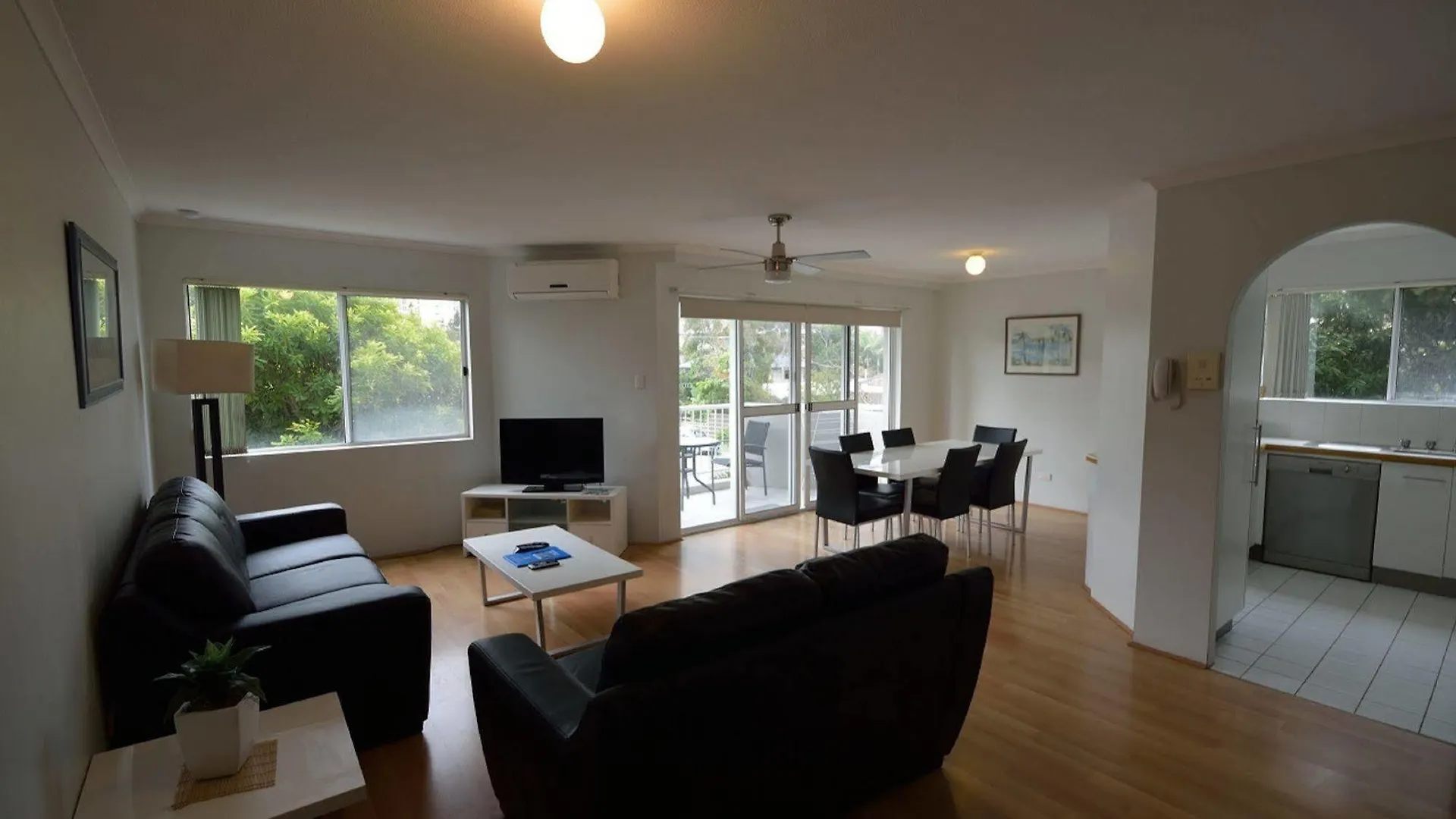 Aloha Lane Aparthotel