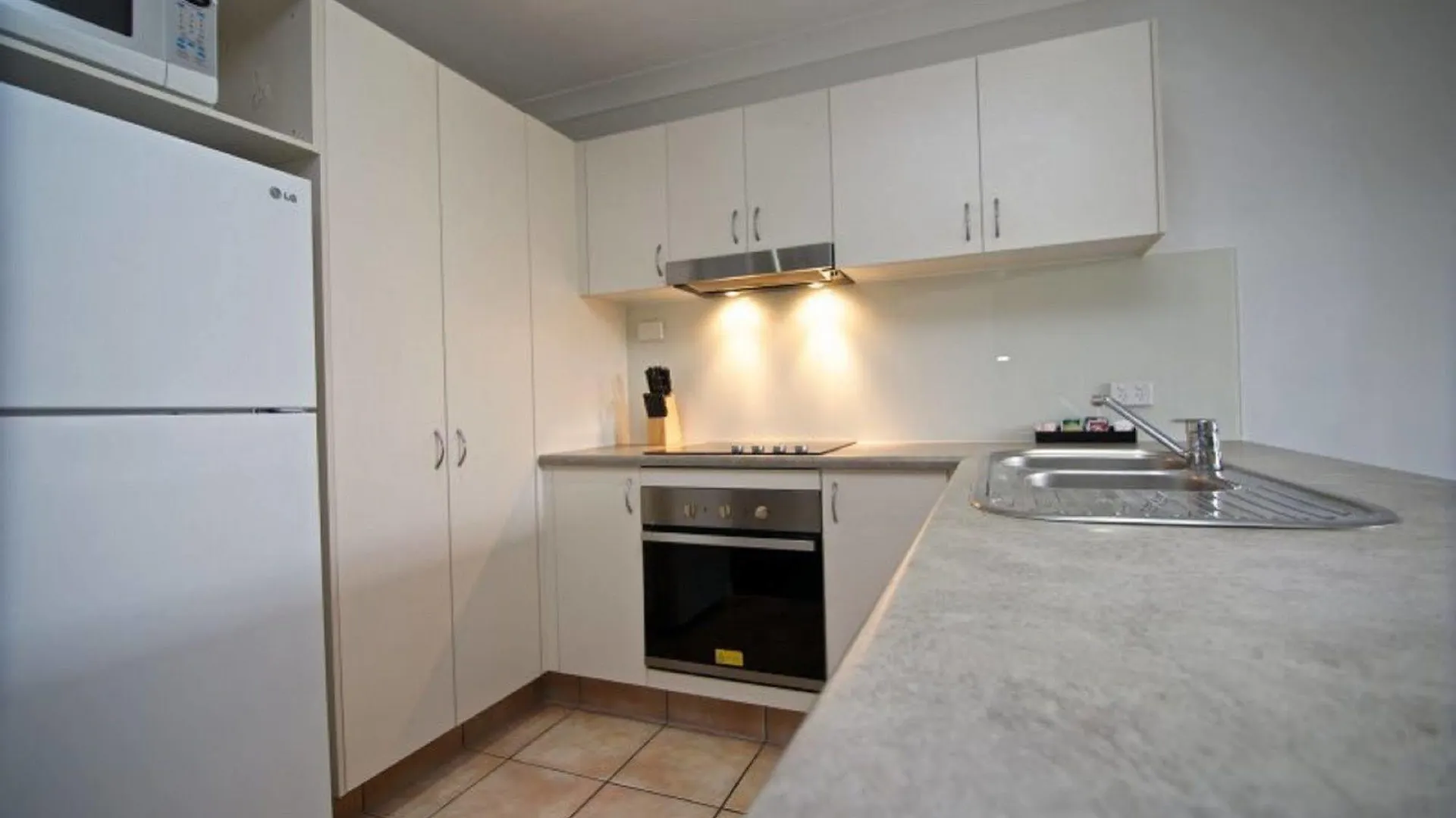 Blue Water Bay Villas 3* Gold Coast