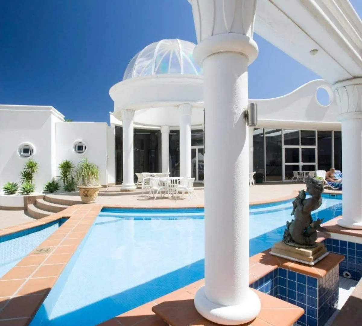 The Phoenician Resort 4*
