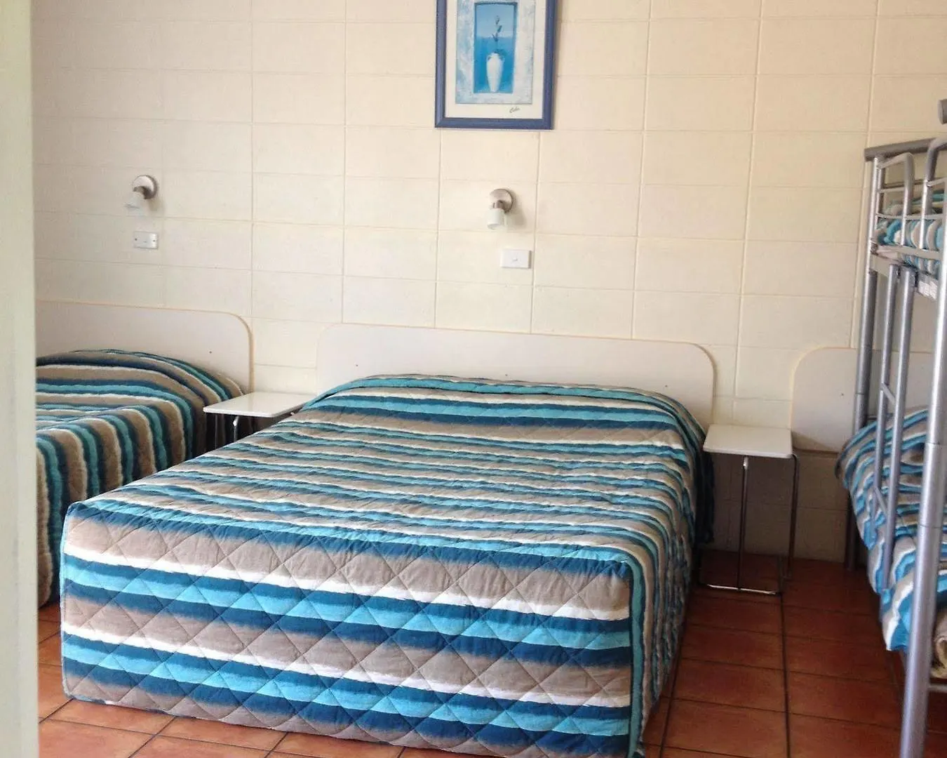 Motel Sunburst