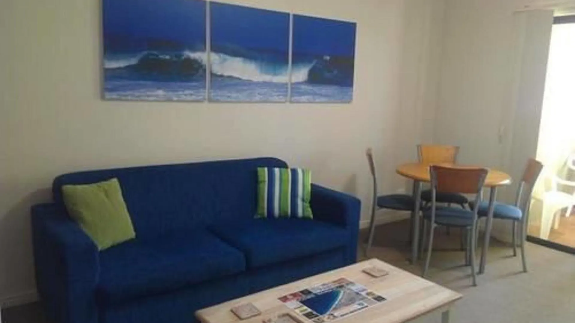 Beaches On Wave Street Aparthotel Gold Coast