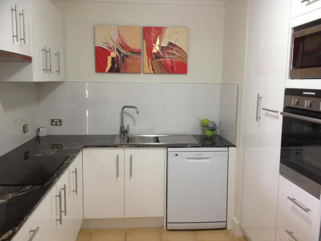 Pelican Cove 3* Голд-Кост