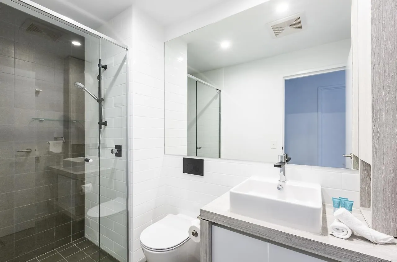 Boardwalk Burleigh - Official 4*