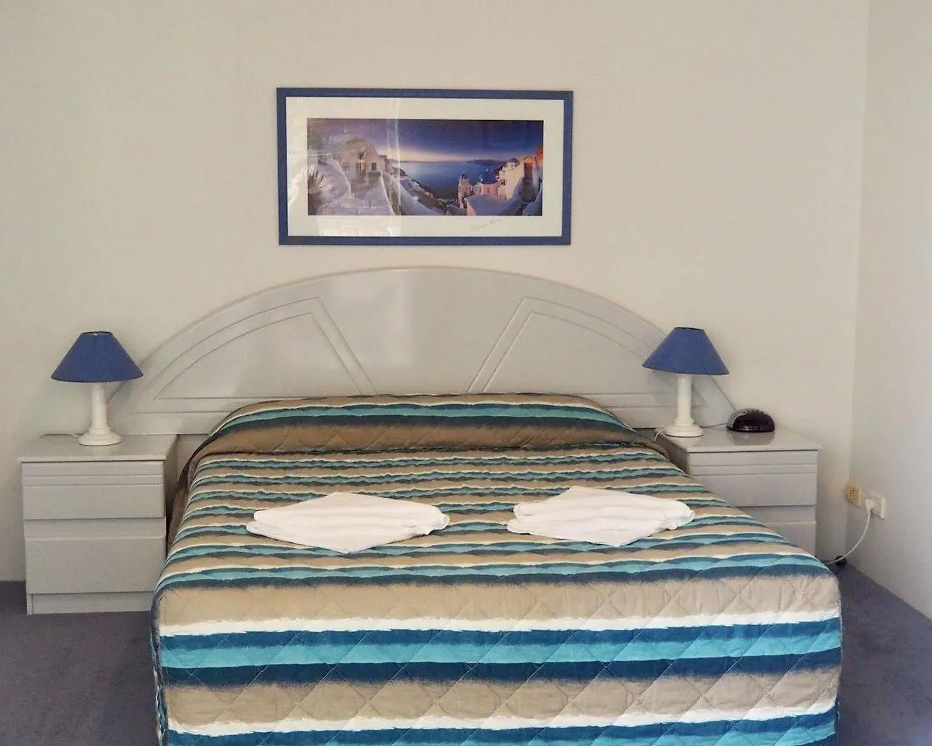 Aparthotel Oceanside Cove 4*