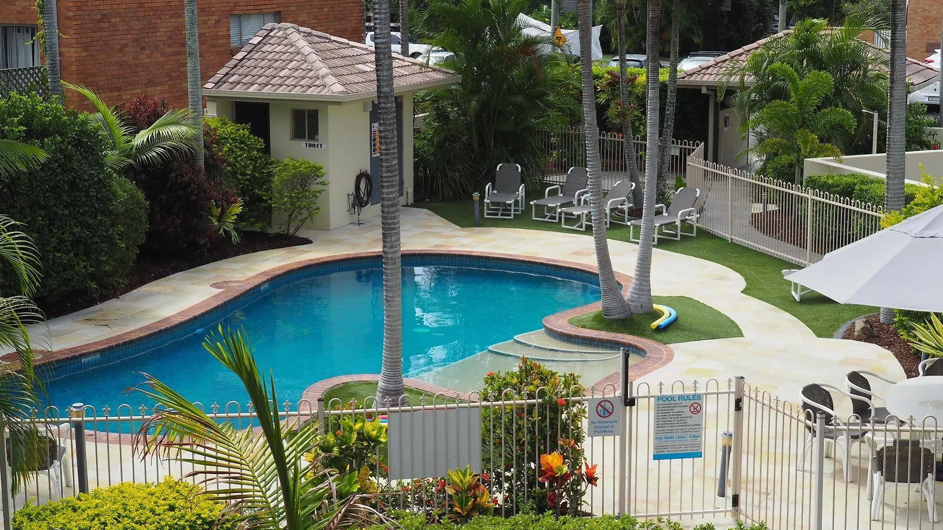 Oceanside Cove Aparthotel