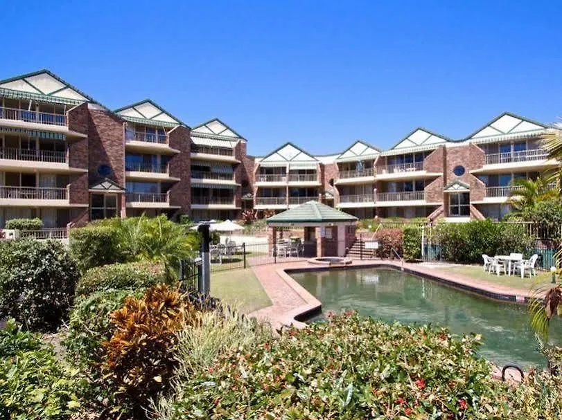 San Chelsea Beachside 3*