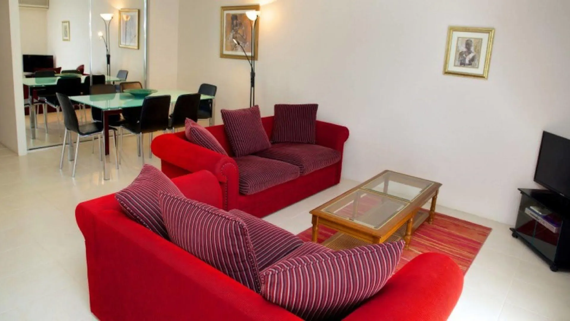 Aparthotel Grangewood Court
