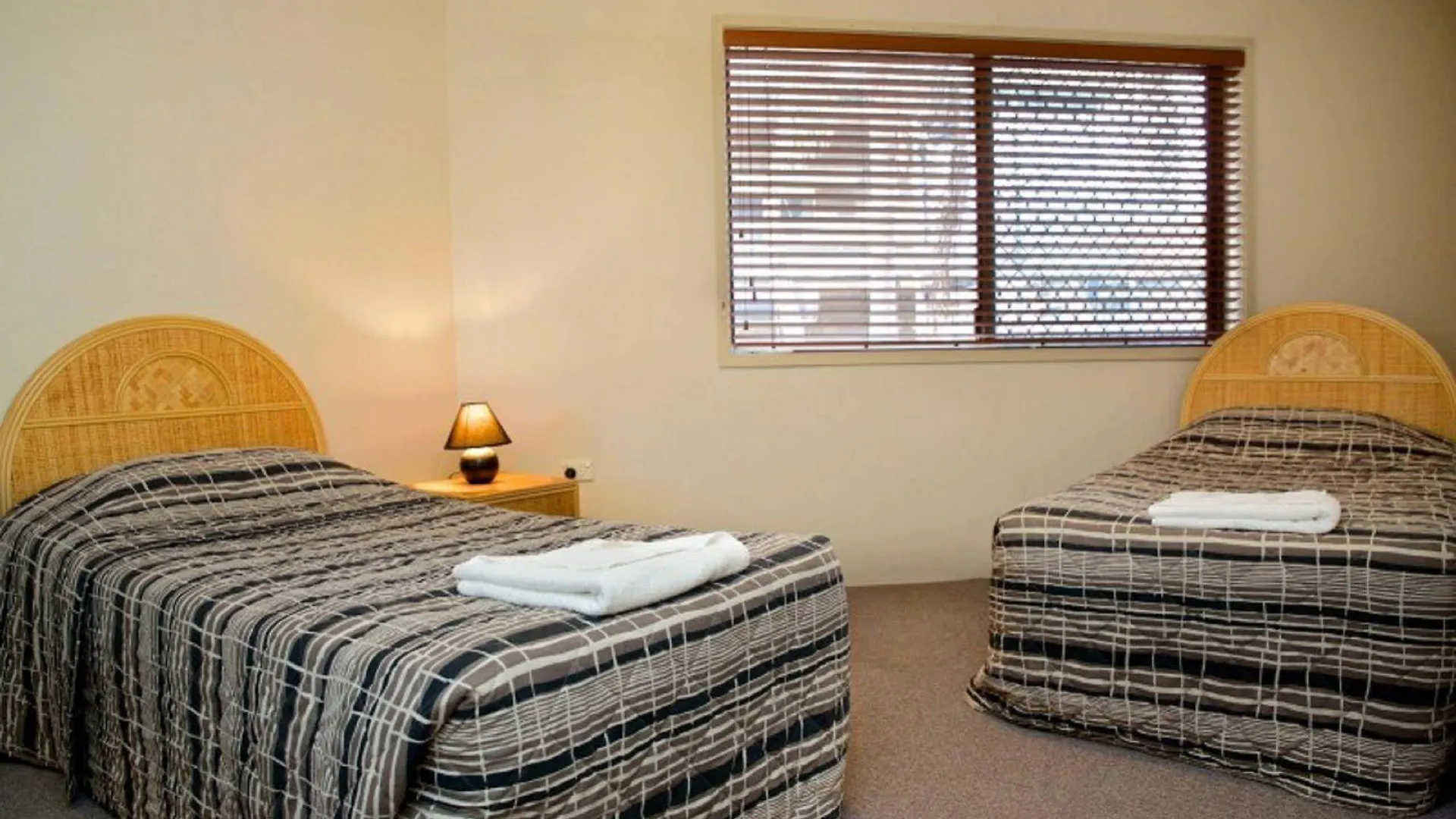 Aparthotel Grangewood Court Gold Coast