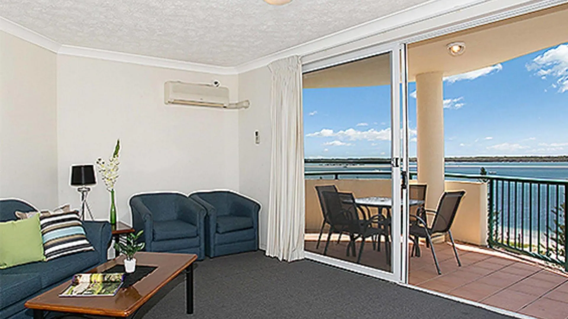 Aparthotel Royal Pacific Gold Coast