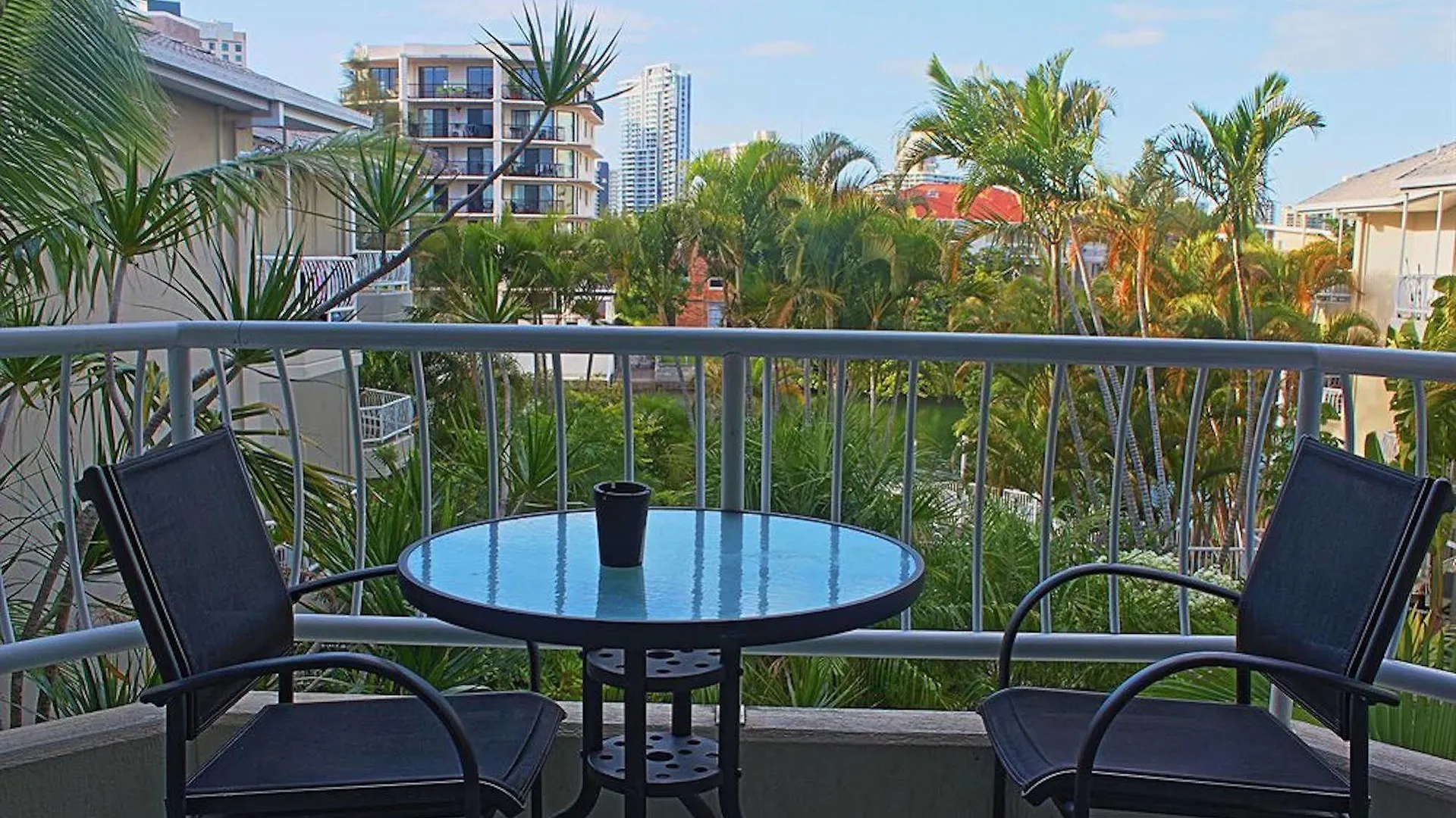 Surfers Del Rey Gold Coast