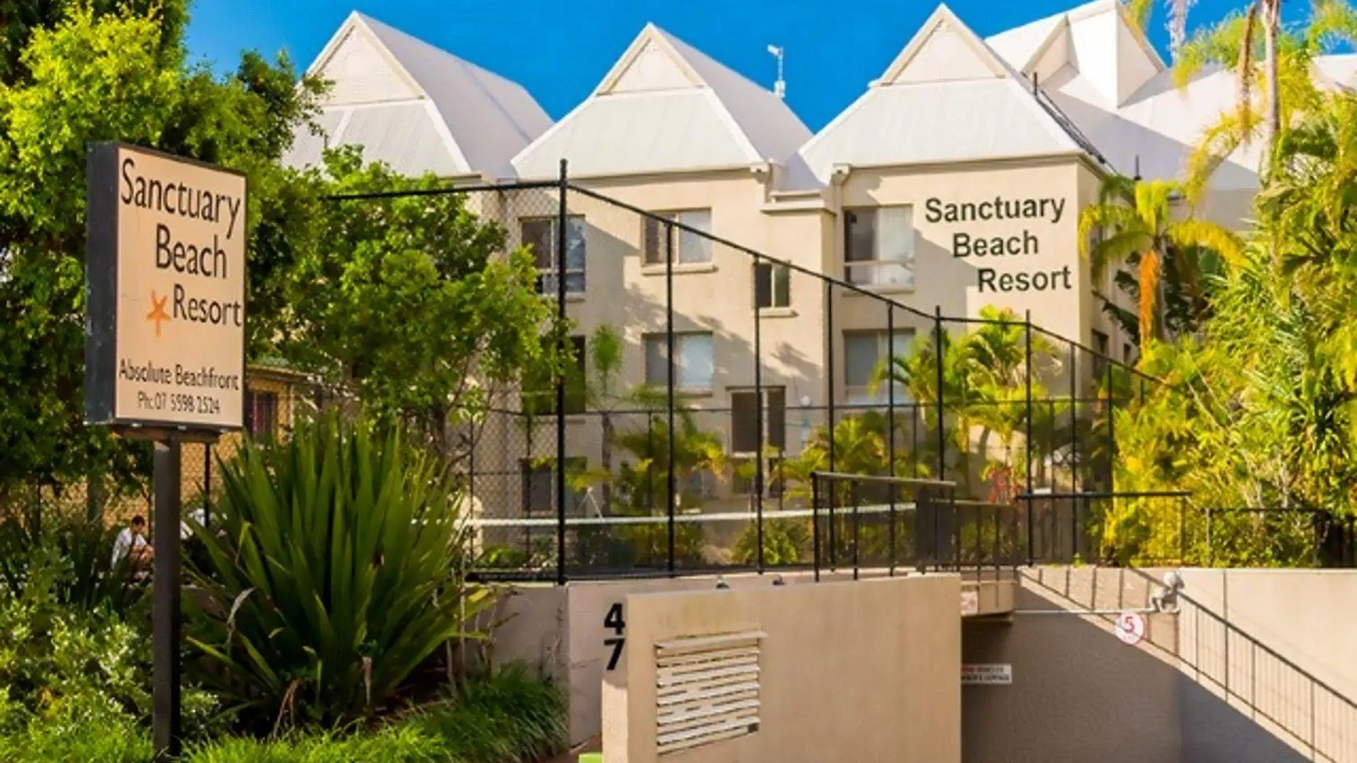 Sanctuary Resort 4*