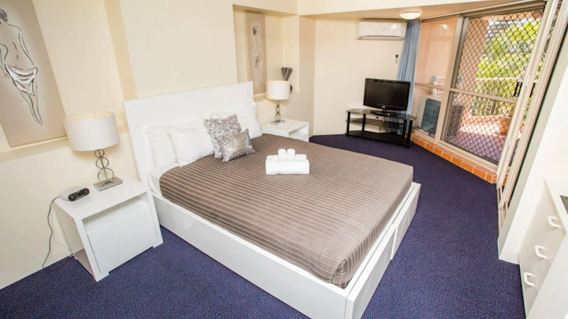 Sanctuary 4* Gold Coast