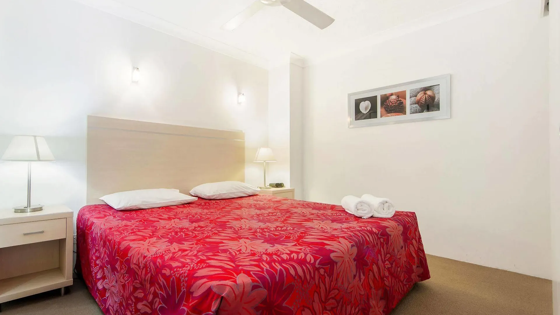 Hotel apartamentowy Broadbeach Travel 3*