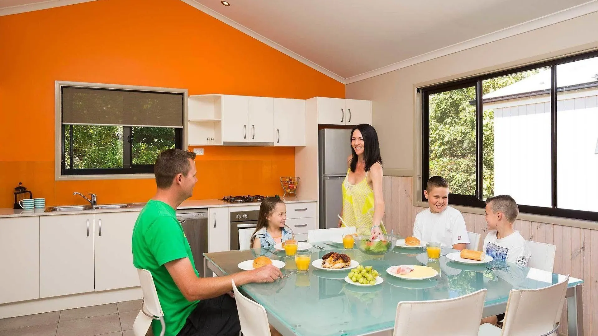 Hotel Burleigh Tourist Park Gold Coast