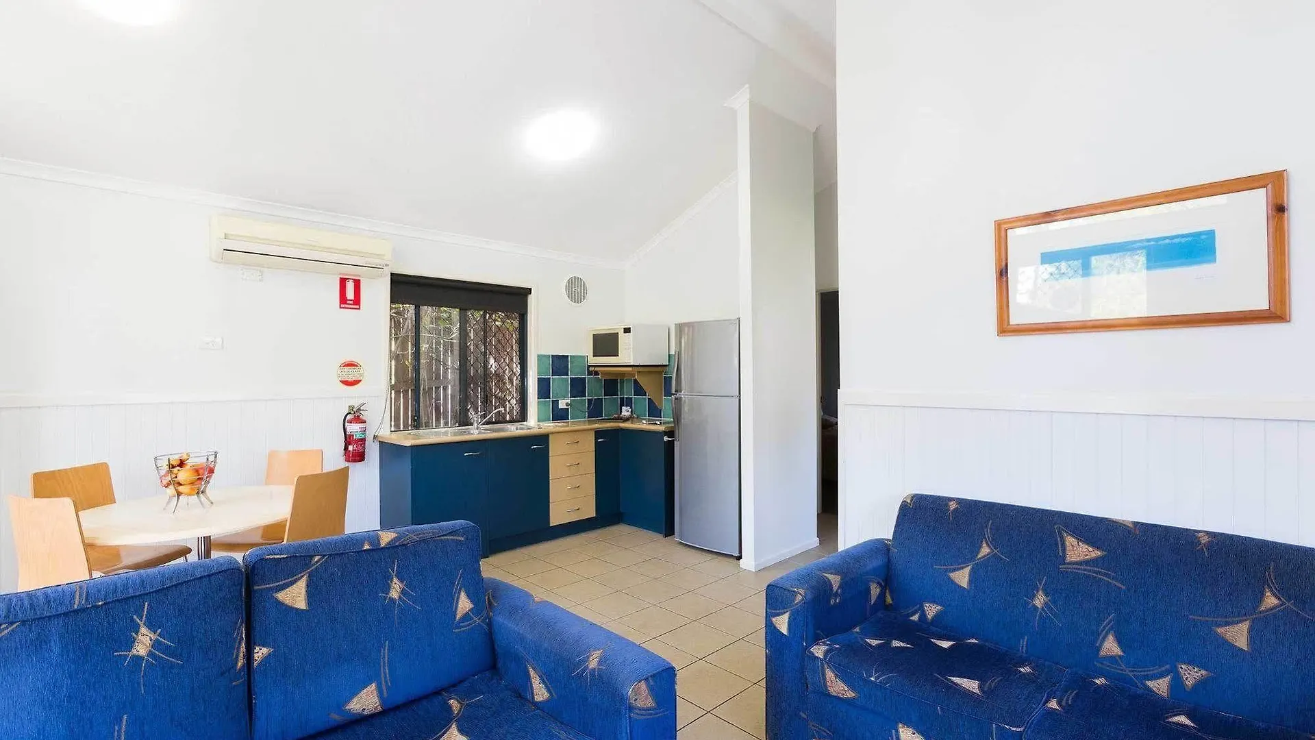 Burleigh Tourist Park Hotel