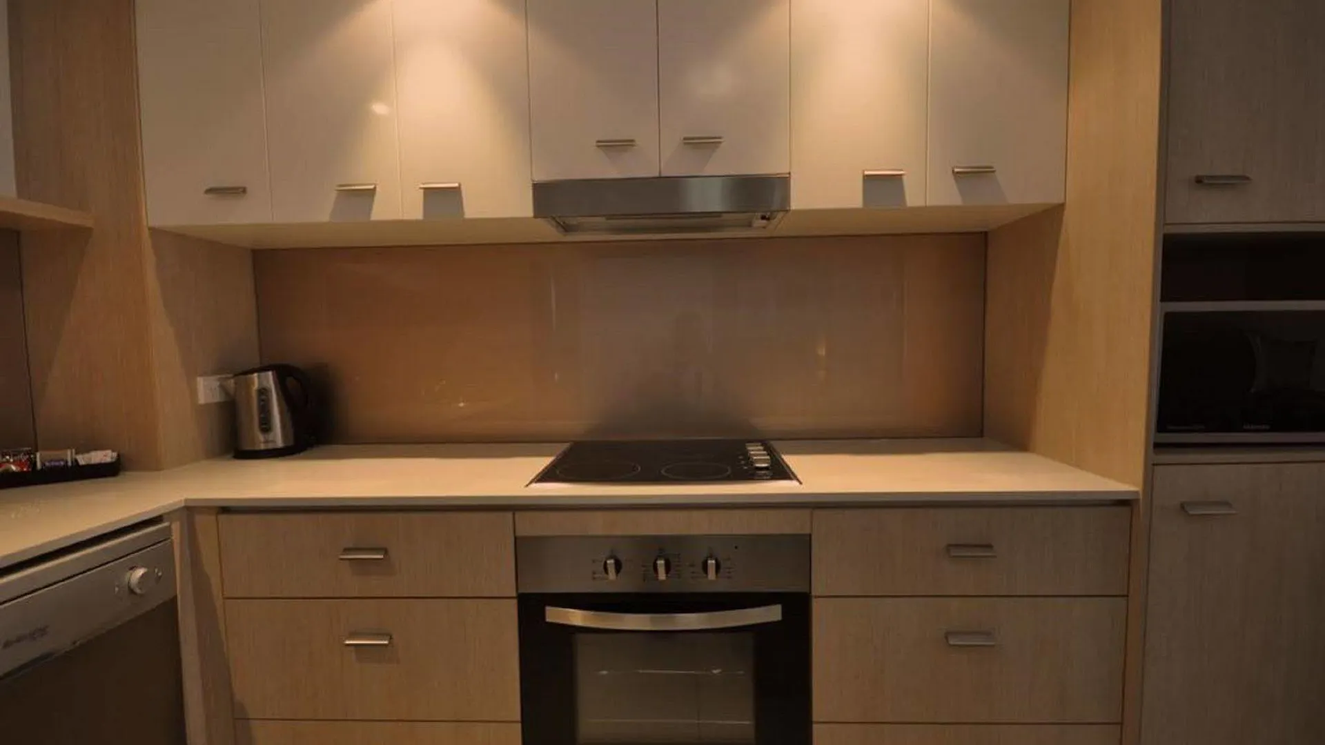 Chancellor Lakeside 4* Gold Coast