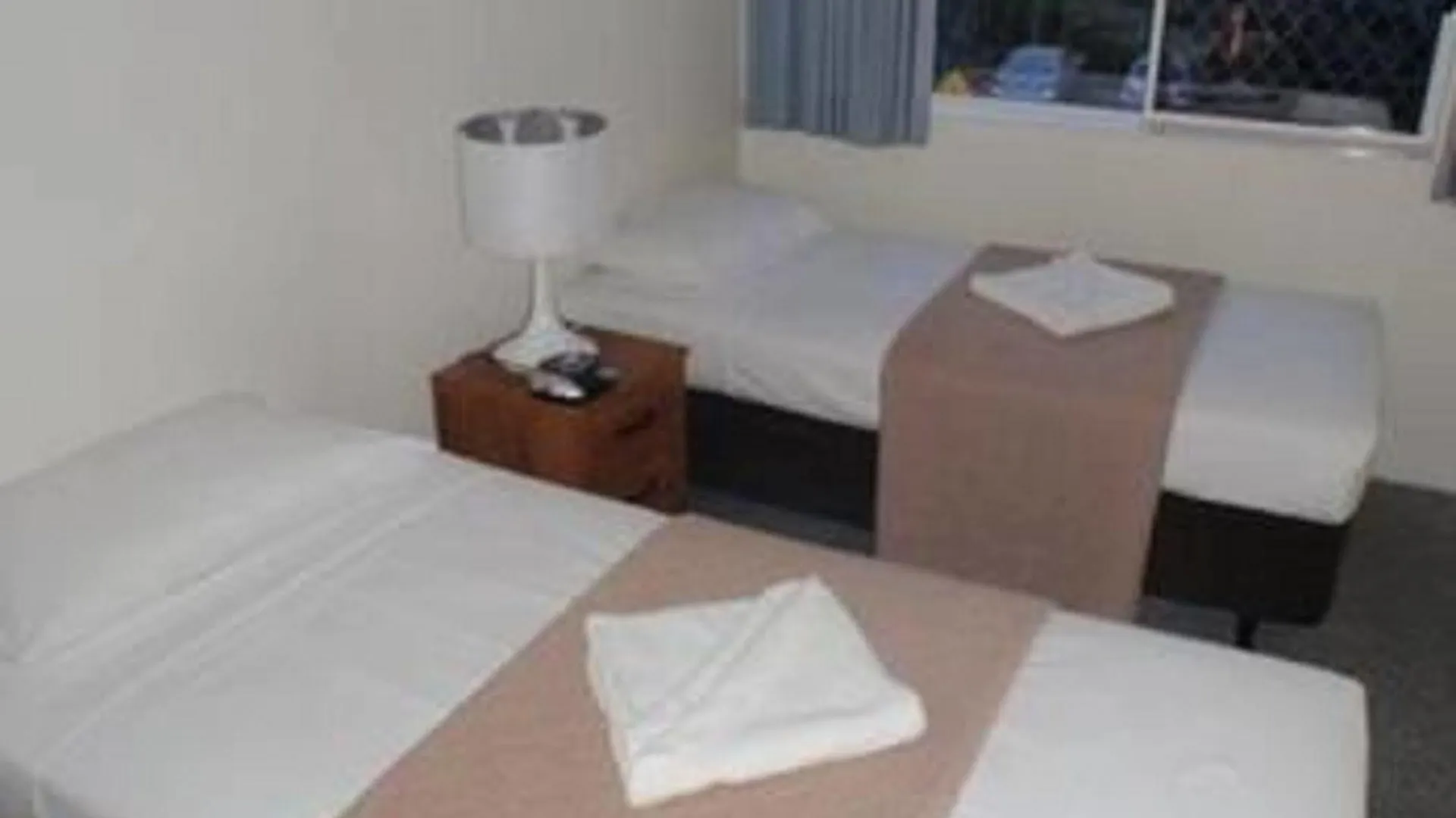Anchordown Aparthotel 3*