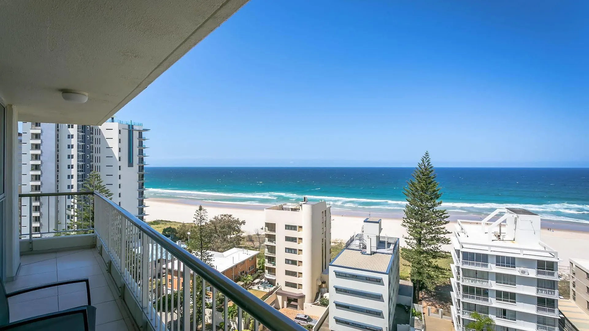 Surfers Beachside Aparthotel
