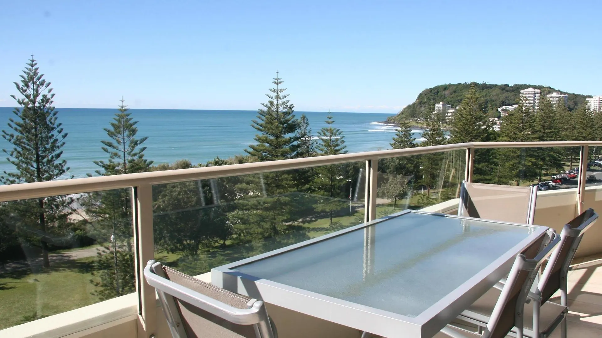Aparthotel Wyuna Beachfront