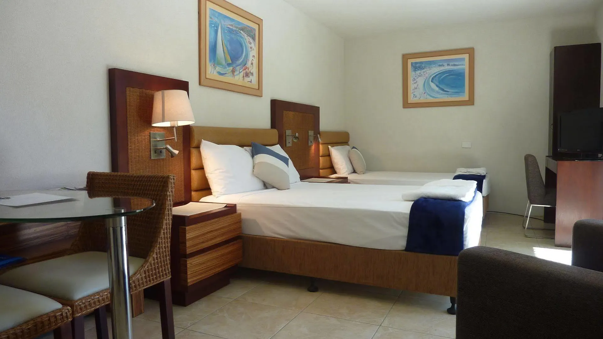 Aparthotel Jadran & El Jays 3*