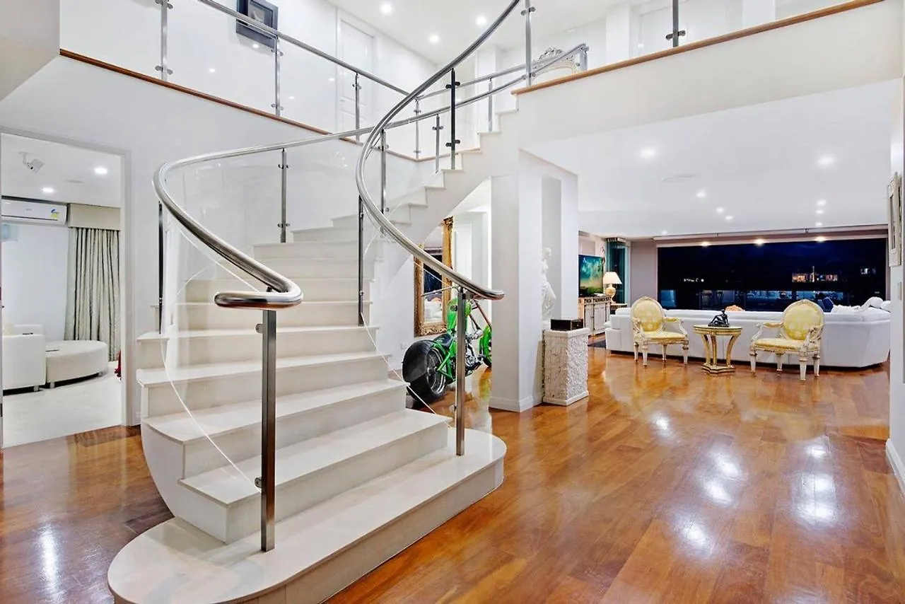 5 Million Dollar Surfers Paradise Dream Mansion * Gold Coast