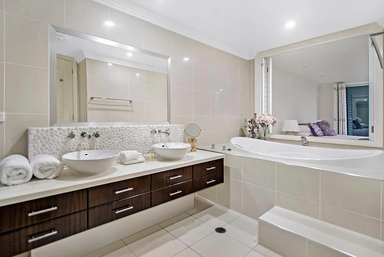 5 Million Dollar Surfers Paradise Dream Mansion Holiday home *