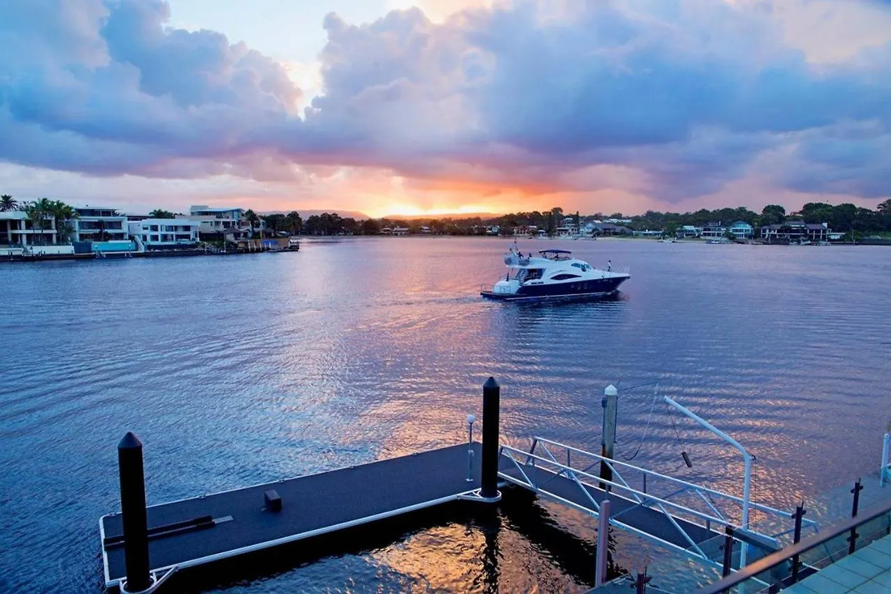 5 Million Dollar Surfers Paradise Dream Mansion Holiday home