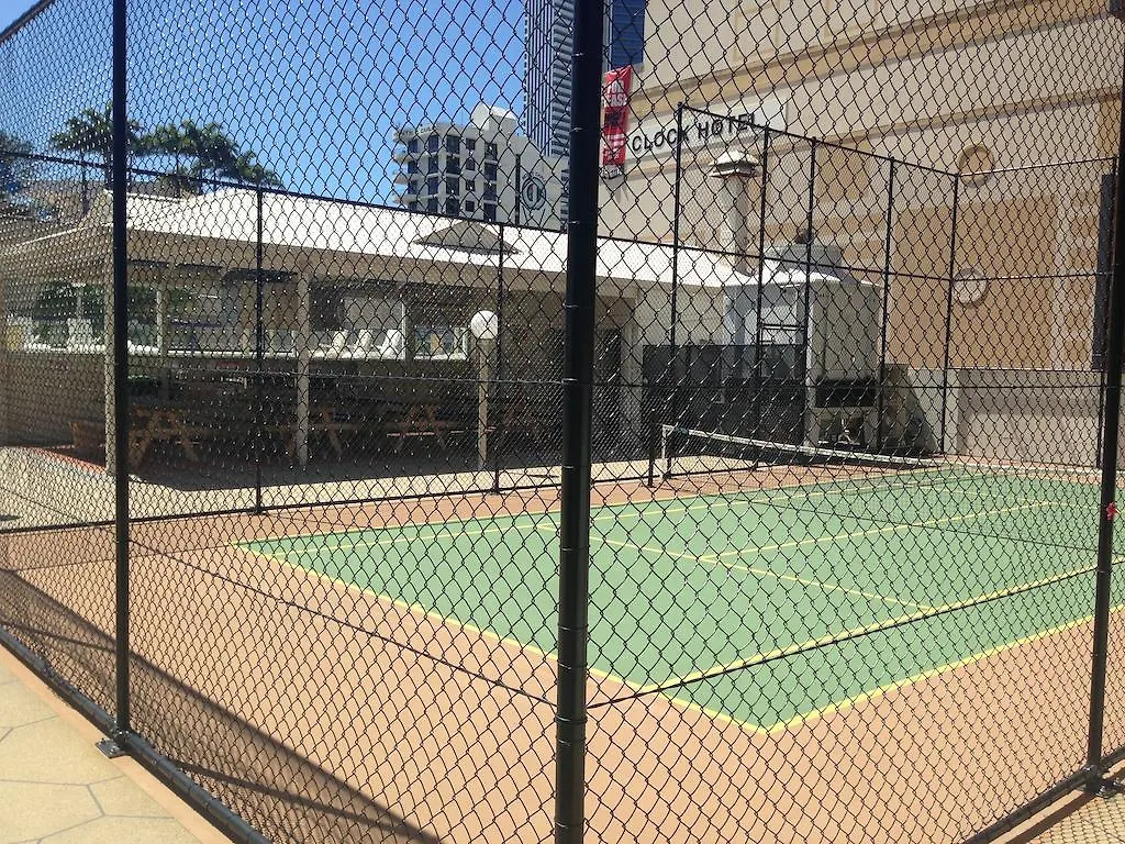 Centrepoint 3* Gold Coast