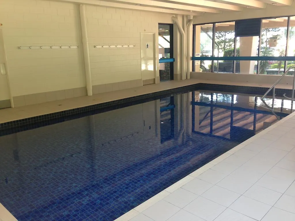 Centrepoint 3* Gold Coast
