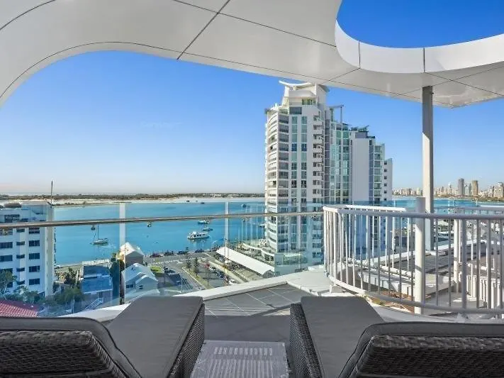 Stunning Penthouse With Rooftop Terrace Labrador * 골드코스트