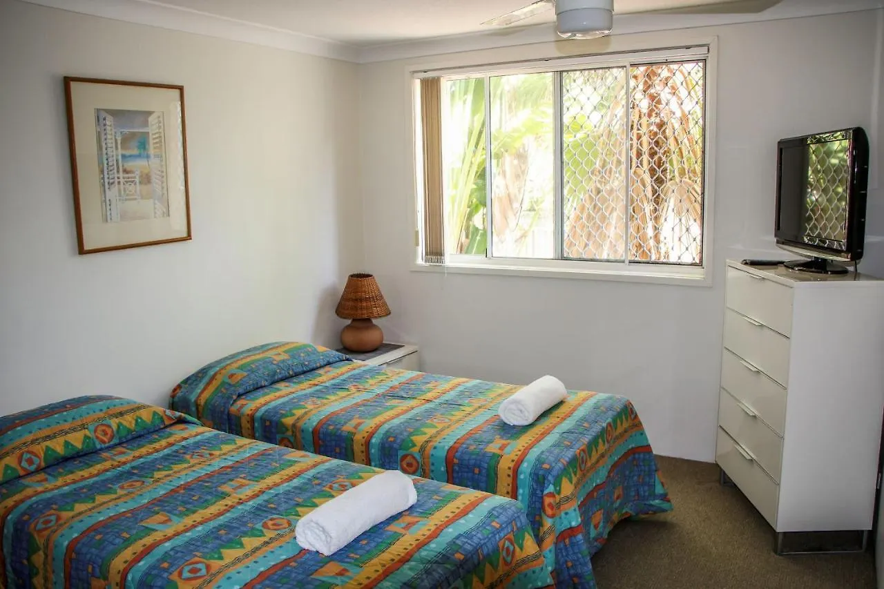 Surfers Aparthotel 4*