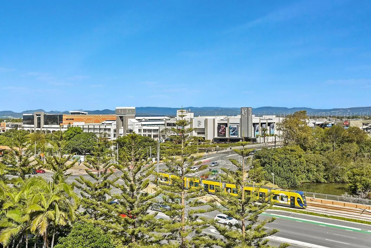 Broadbeach Travel 3*
