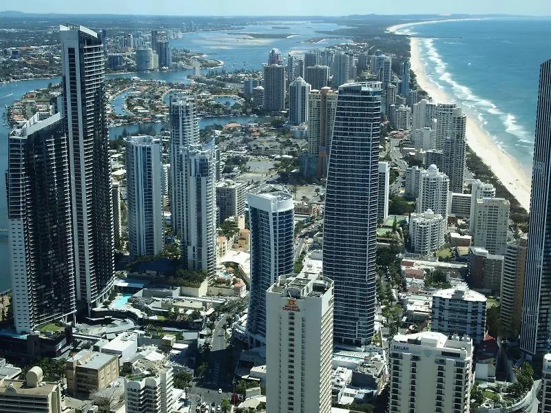 Deluxe Chevron Renaissance Gold Coast