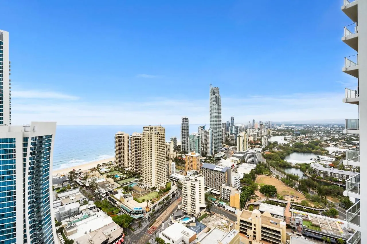 Circle On Cavill - Gclr * Gold Coast