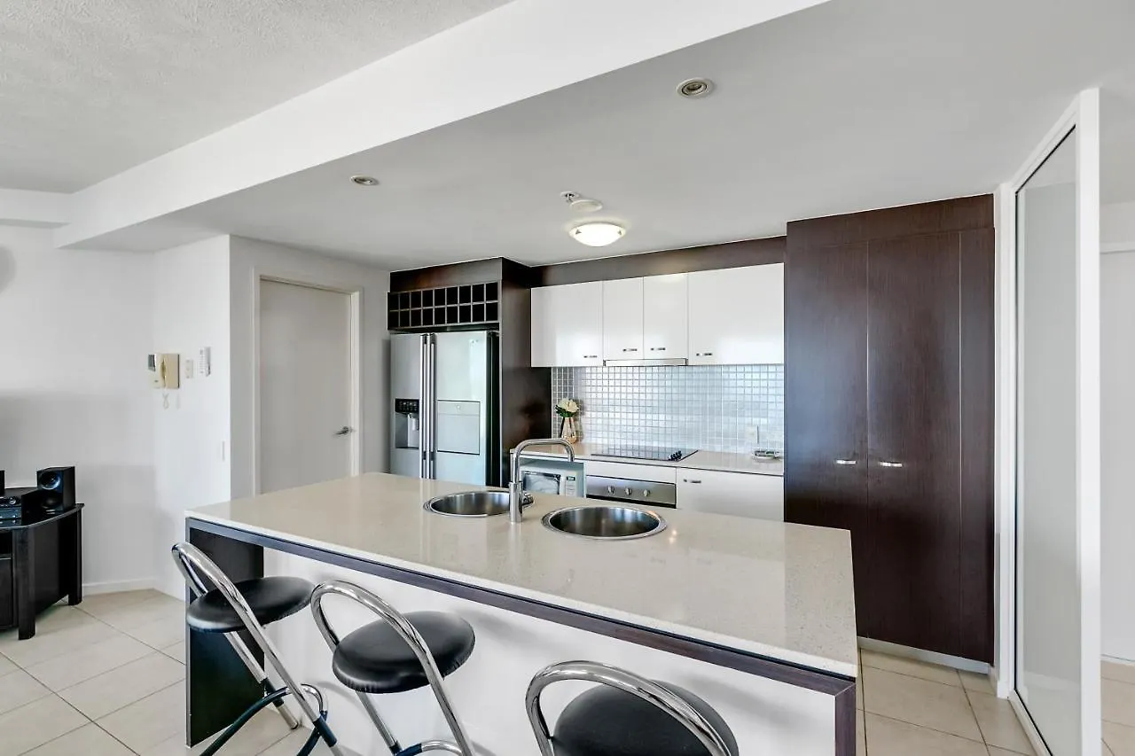 Apartment Wings Resort, And 2 Story Penthouses - We Accommodate Gold Coast