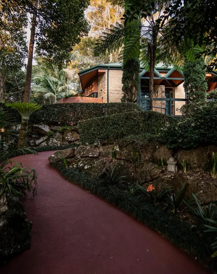 Escarpment Retreat & Day For Couples Bed & Breakfast