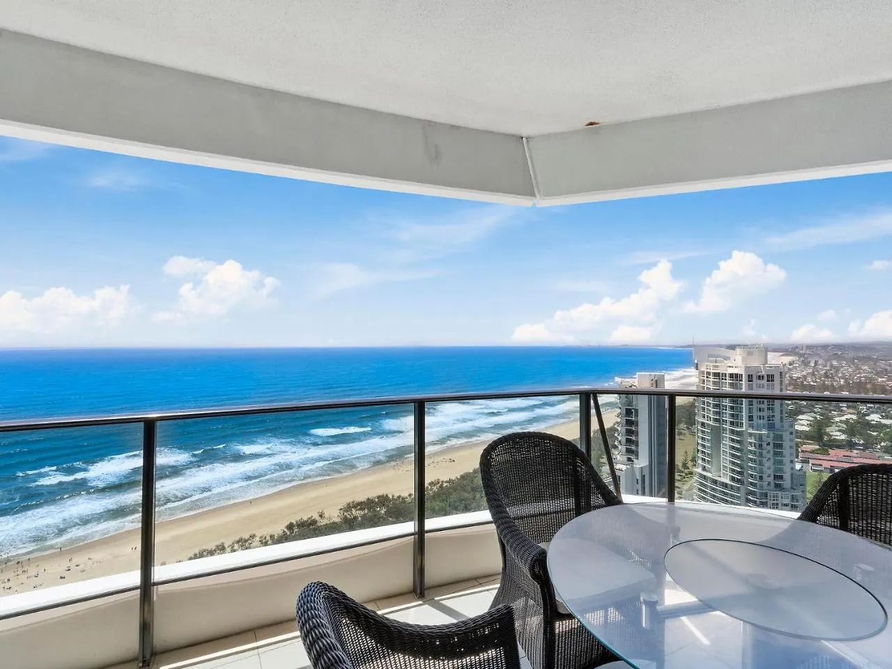 Oracle Broadbeach - Gclr *