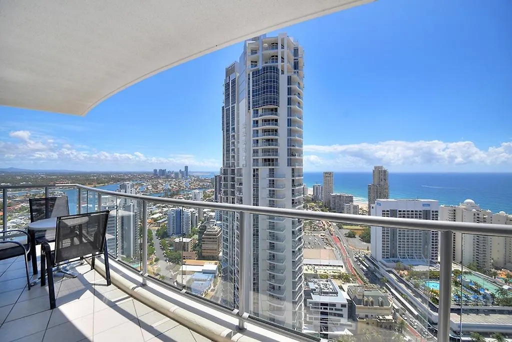 Apartment Deluxe Chevron Renaissance Gold Coast