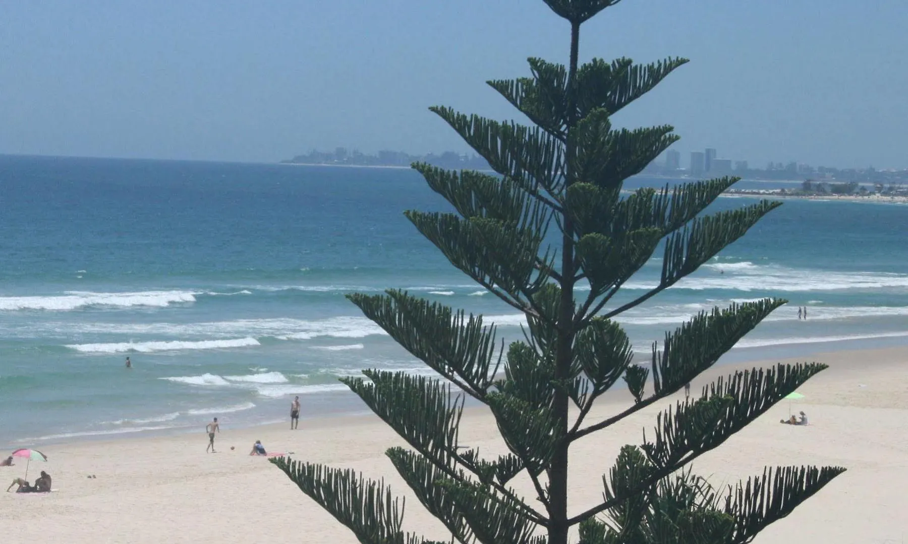 Surfers Horizons Aparthotel 4*