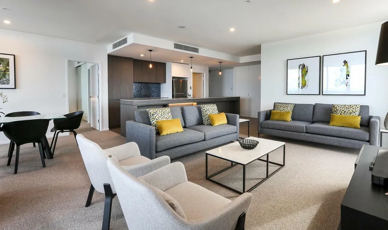 Aparthotel Qube Broadbeach 4*