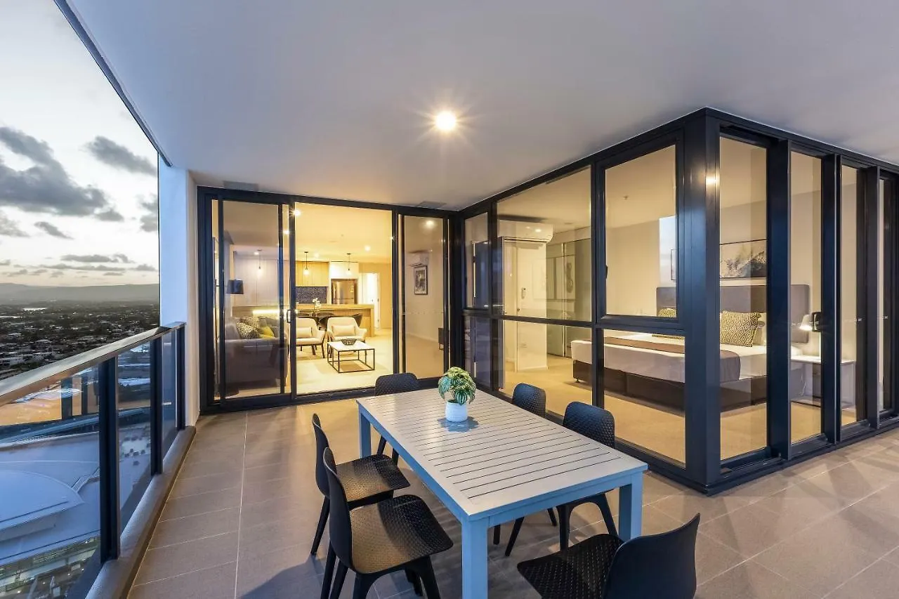 Qube Broadbeach Aparthotel