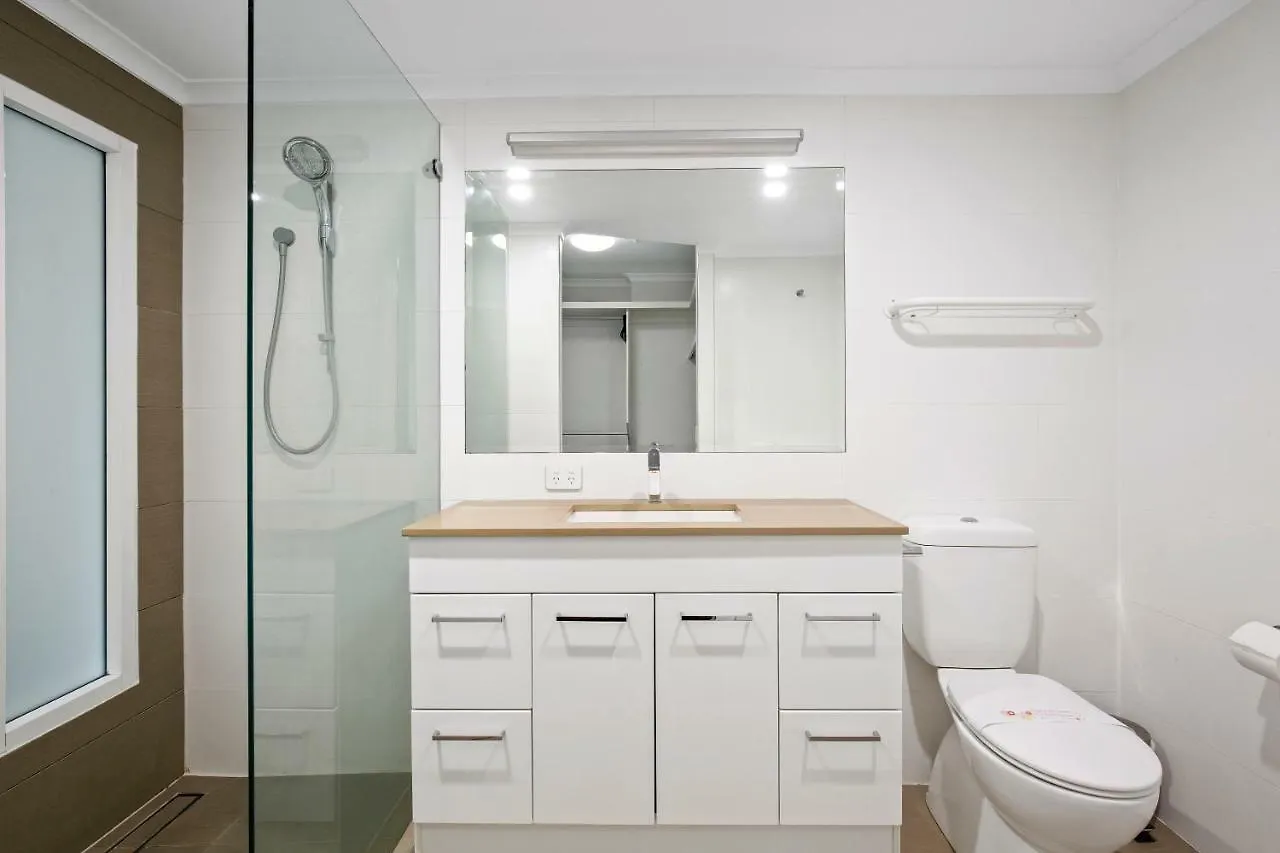 Narrowneck Court Aparthotel 4*