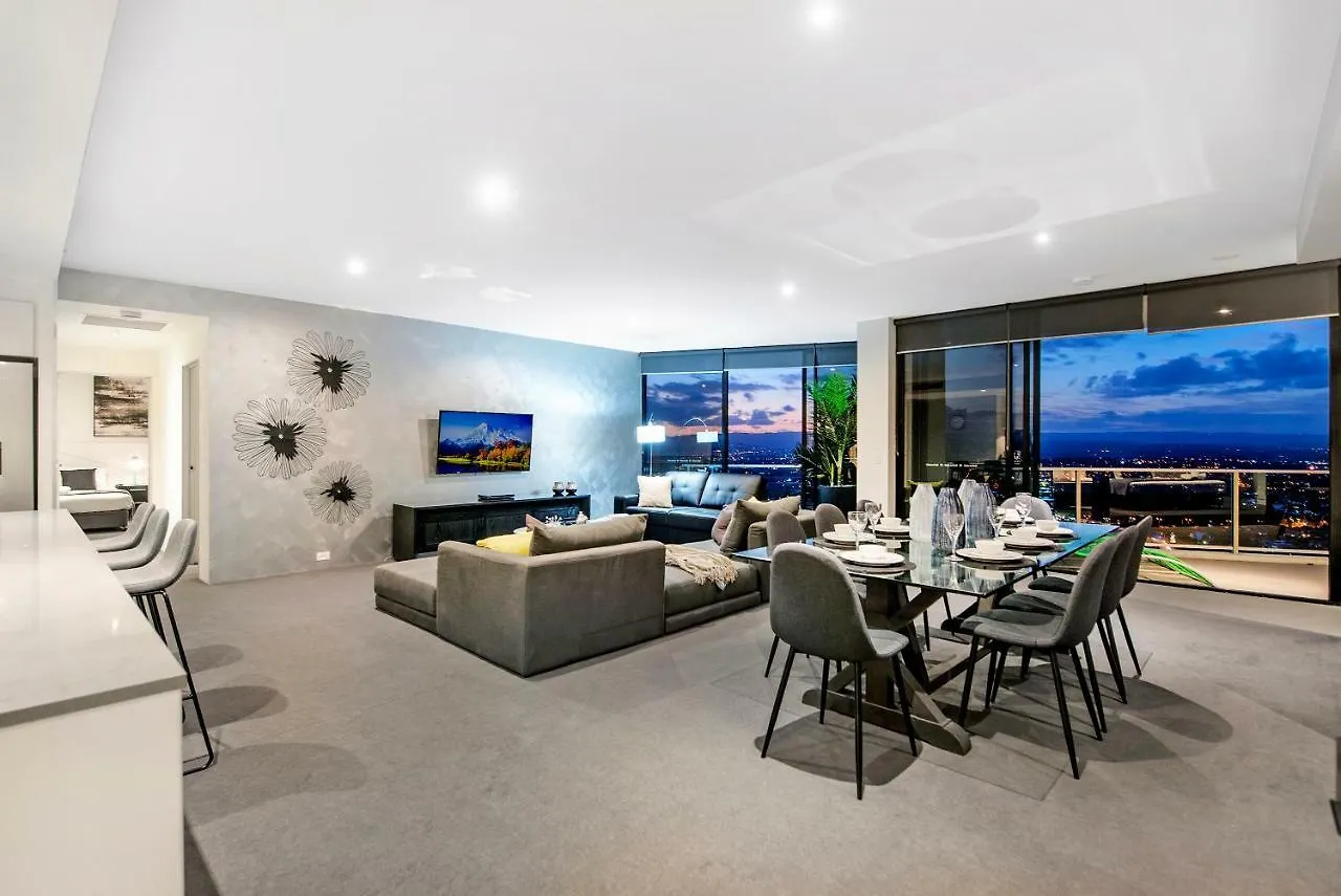 Circle On Cavill, And Sub Penthouses - We Accommodate Gold Coast